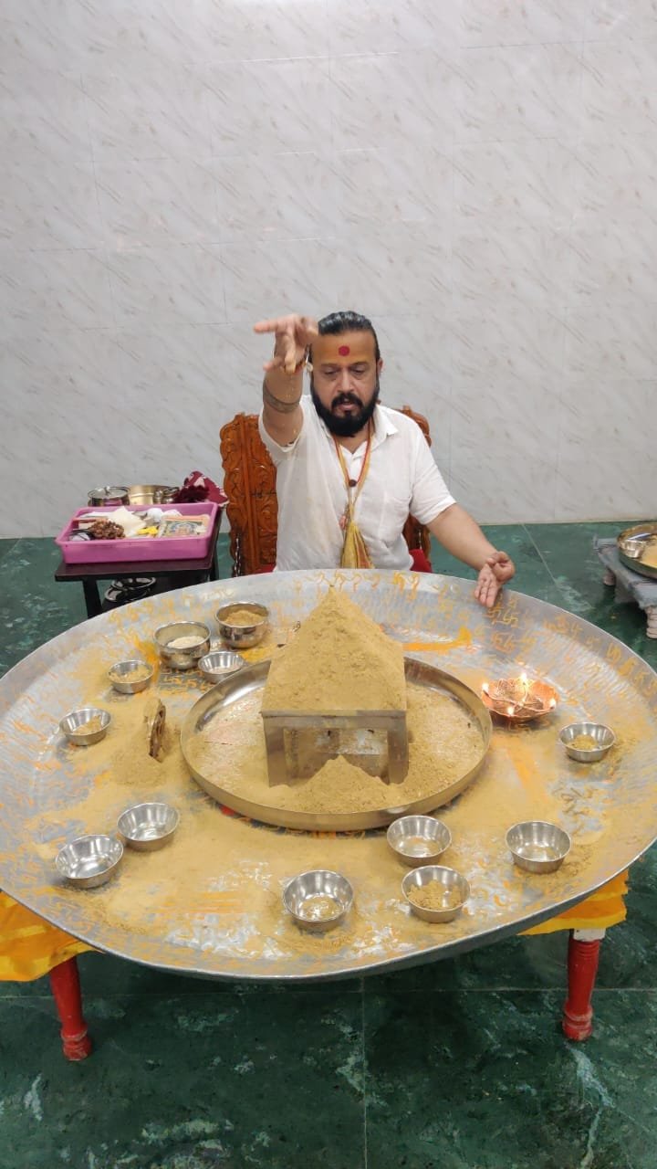 Pandit S.K. Shastri – World Famous Astrologer Pune